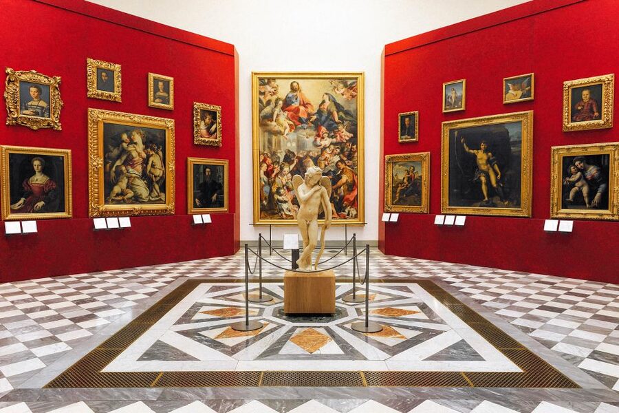 Florence: Uffizi Guided Tour with Skip-the-Line Entry Ticket - Leonardo’s Annunciation and Michelangelo’s Doni Tondo, Big Names With Helpful Context