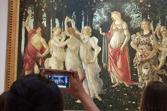 Florence: Uffizi Highlights, In-Depth Masterclass or Private Tour - Key things you will notice right away