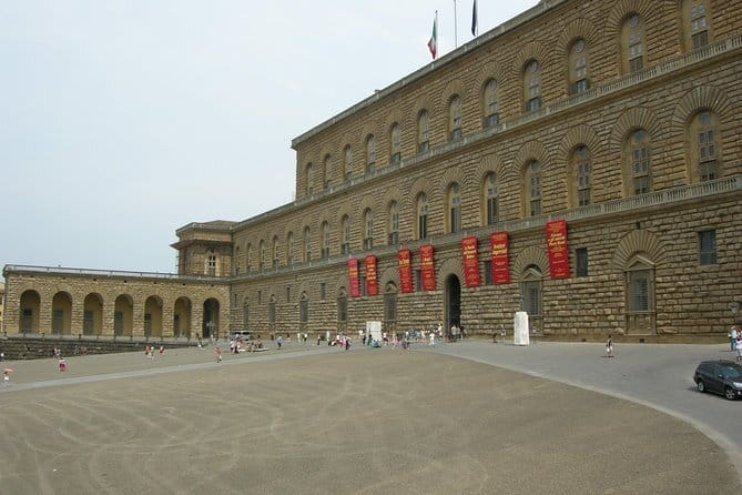 Florence: Uffizi Highlights, In-Depth Masterclass or Private Tour - What happens once you enter the Uffizi galleries