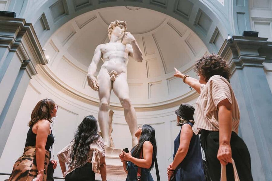 Florence: Walking Tour with David, Duomo & Uffizi Gallery - Medici landmarks and Duomo exteriors: context without forcing Duomo tickets