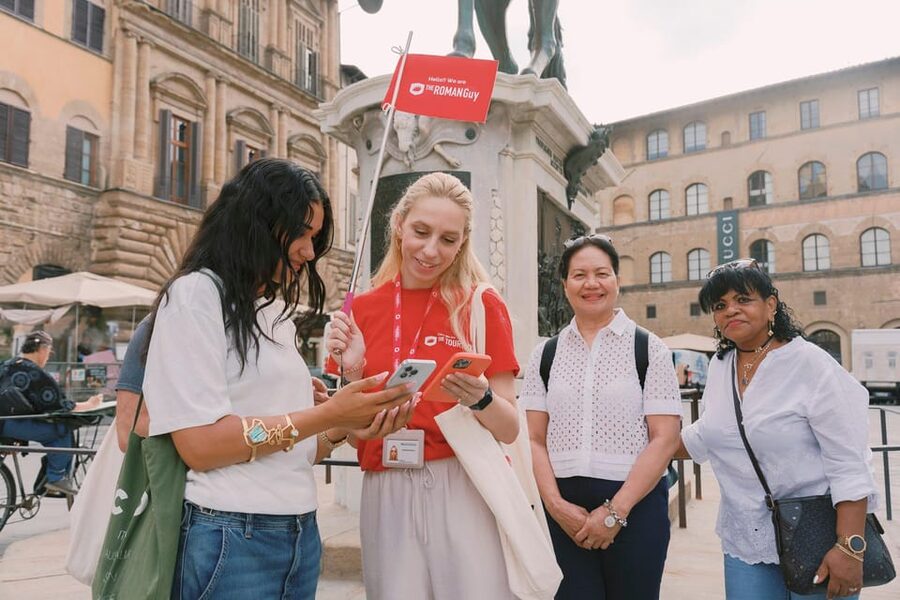Florence: Walking Tour with David, Duomo & Uffizi Gallery - Lunch time: reset without derailing the itinerary