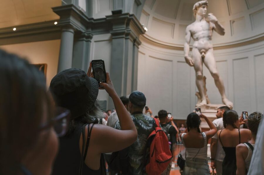 Florence: Walking Tour with David, Duomo & Uffizi Gallery - Uffizi Gallery: how skip-the-line turns into more art time