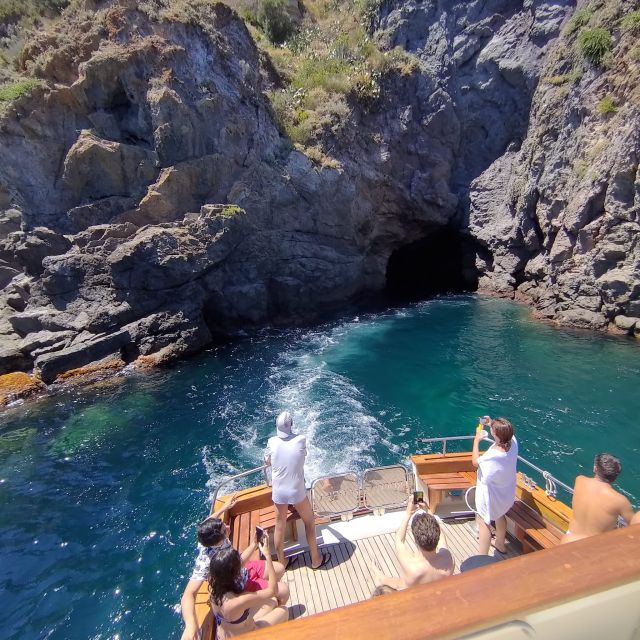 Forio: Ischia Island Boat Tour with Local Lunch and Swimming - Who this Ischia boat tour suits, and who should skip it