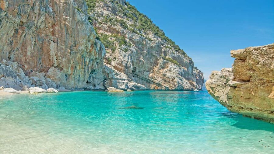From Arbatax: RIB tour to Cala Mariolu and Cala Goloritzè - The boats you ride: what matters for comfort and safety