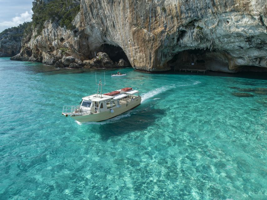From Cala Gonone: Grotta del Bue Marino Boat Trip - Inside Grotta del Bue Marino: what you get from the guided hour