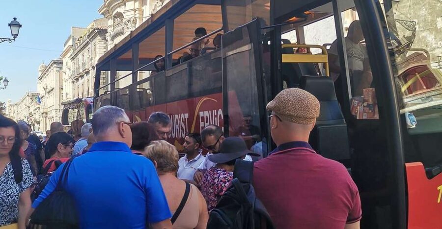 From Catania: Etna tour by Panoramic Bus - Mount Etna by Panoramic Bus, the big idea