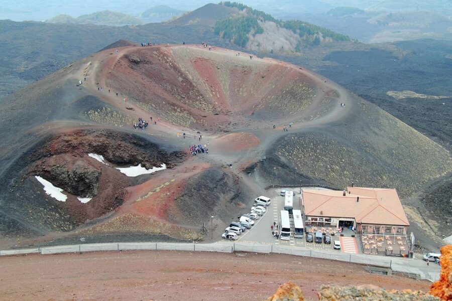 From Catania: Etna tour by Panoramic Bus - Rifugio Sapienza at 2000 meters, where your best time is