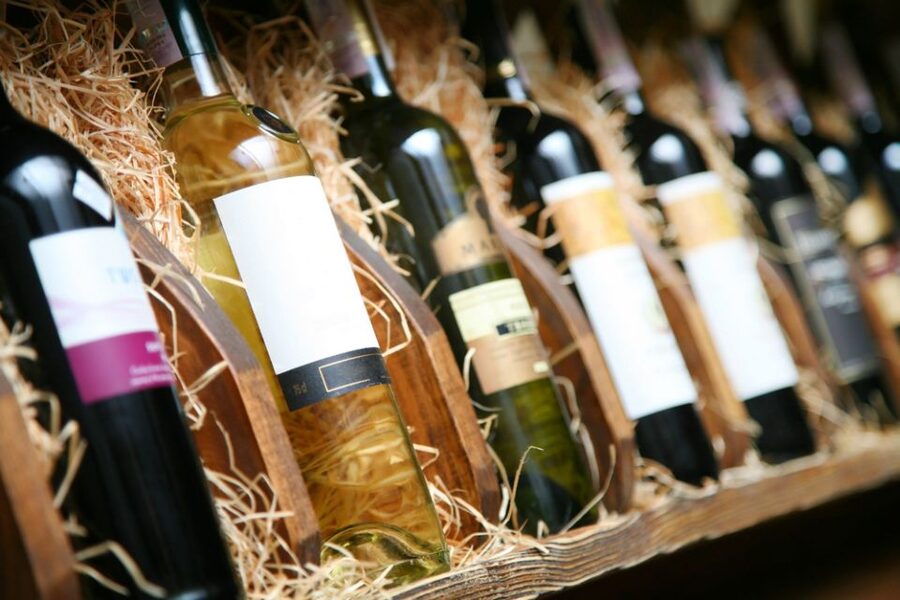 From Florence: Chianti Wine Tour with Tasting - Stop One: A Rustic Winery Welcome, Tuscan Snacks, and 3 to 4 Wines