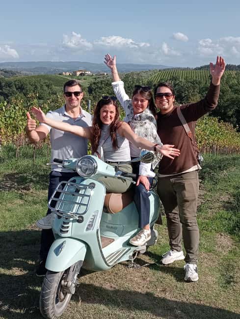 From Florence: Small Group Vespa Tour Tuscany Winery & Lunch - Riding as a passenger, Tuk-Tuk options, and who should choose what