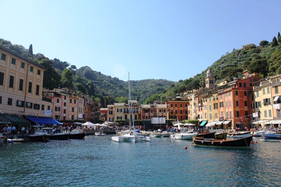 From Genoa: Boat Tour to Portofino with Free Time to Explore - The 1.5-hour sightseeing cruise: views, seating, and noise levels
