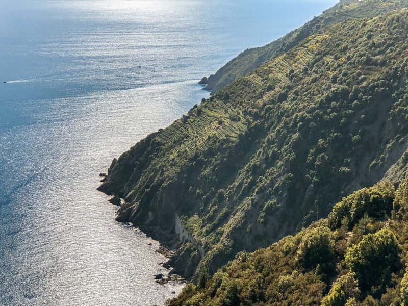 From La Spezia: Cinque Terre Boat Tour - Why this Cinque Terre boat tour feels faster than it really is