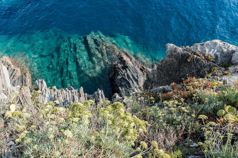 From La Spezia: Cinque Terre Boat Tour - Meeting at HopHop Boat and what the boat setup actually means for you