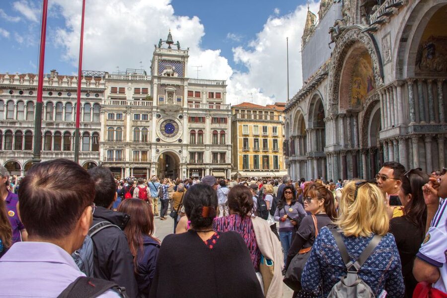 From Milan: Day Trip to Venice with Guided City Tour - Optional Gondola Reality Check: Beautiful, But Watch the Value