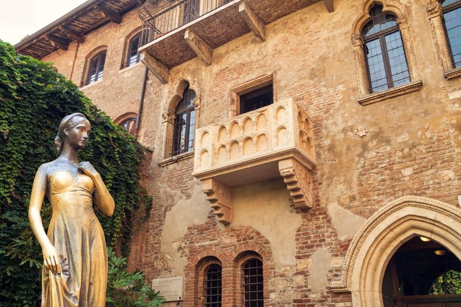 From Milan: Verona, Sirmione and Lake Garda with Boat Cruise - Milan to Verona by air-conditioned bus, with headsets and Wi-Fi