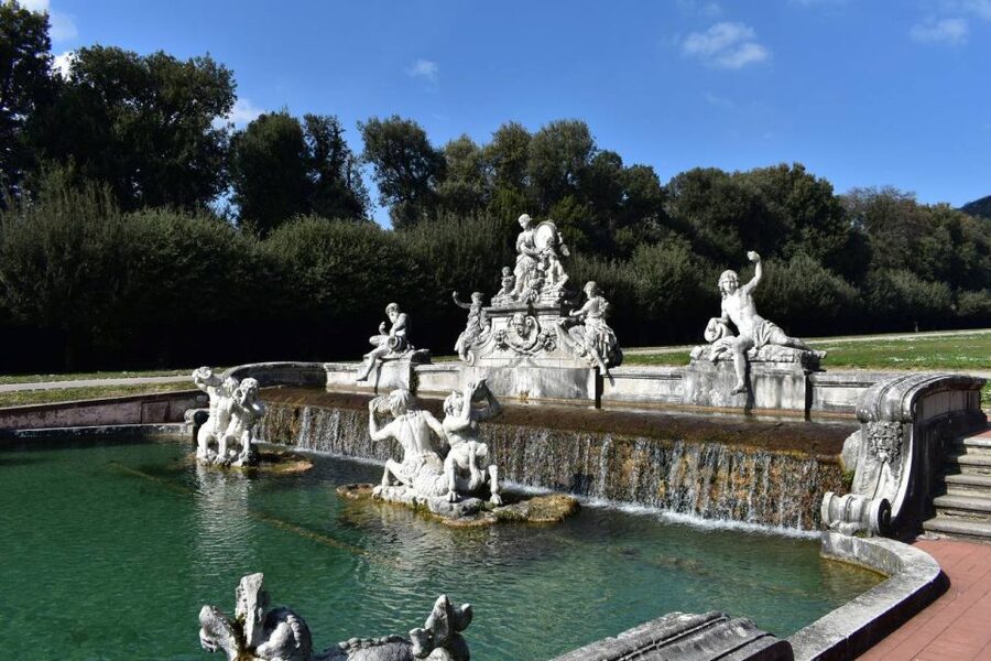 From Naples: Caserta Palace Ticket and Train with Audioguide - Headphones and the comfort factor: small details that matter