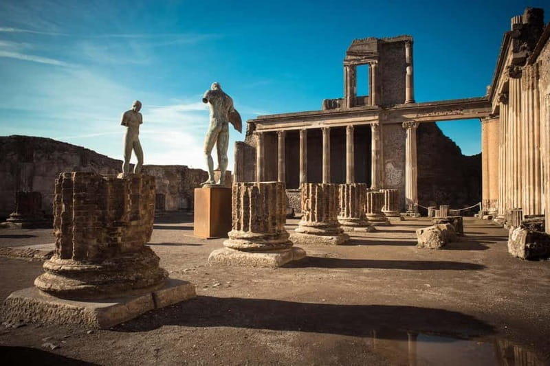 From Naples: Guided tour of Pompeii skip-the-line and round-trip train - Why Pompeii by train from Naples is the smart, low-stress plan