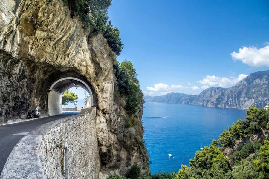From Naples: Pompeii & Amalfi Coast Full-Day Trip with Lunch - Pickup, timing, and choosing the right mindset for a bus day