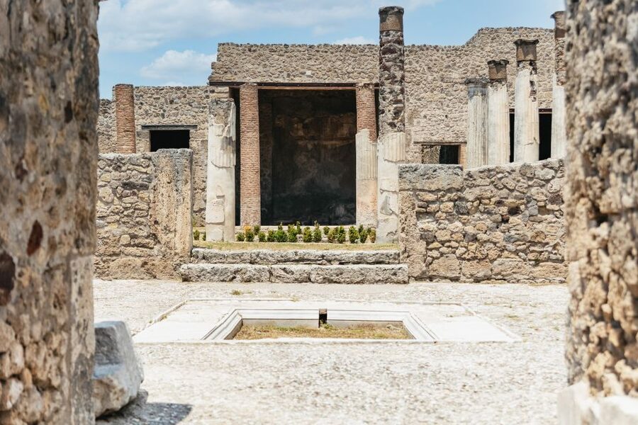 From Naples: Pompeii Ruins & Mount Vesuvius Day Tour - How long you spend at each site (and how to pace yourself)