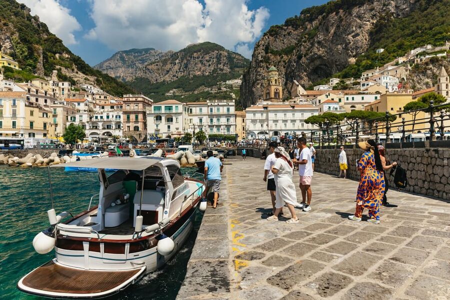 From Naples: Positano and Amalfi Boat Tour with Drinks - Getting To Piano di Sorrento, The Part That Sets the Tone