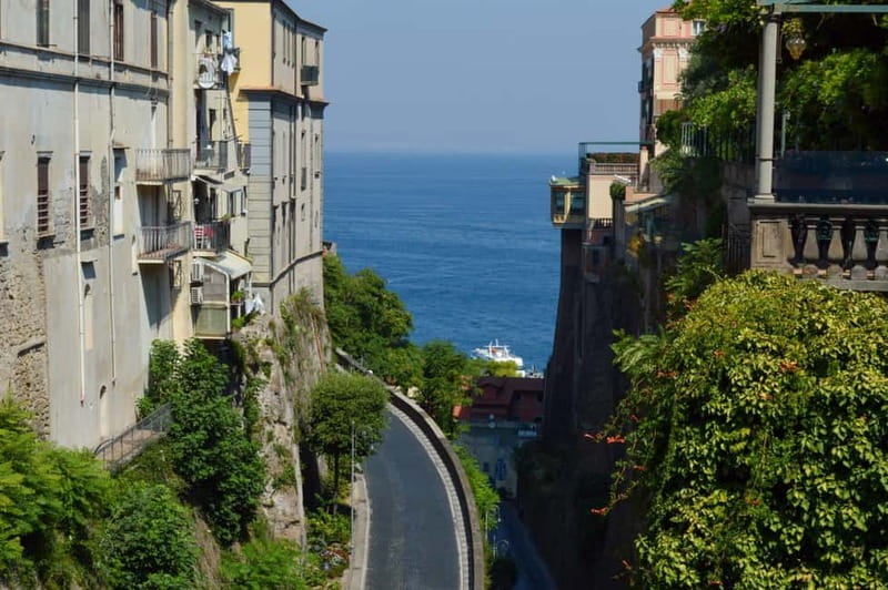 From Naples/Salerno: Pompeii, Sorrento, and Positano Tour - Pickup and drop-off: the cruise-friendly part you should check first