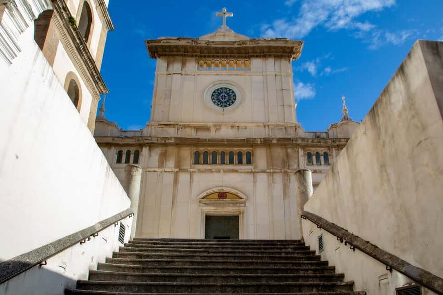 From Naples: Sorrento, Positano and Amalfi Full-Day Tour - Positano Midday: Madonnina Viewpoint, Mandara Walk, and Stair-Step Town Energy