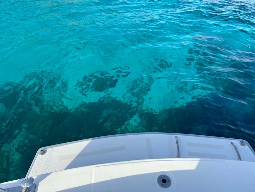 From Palau/La Maddalena: All inclusive Yacht Tour - The return route: coasting La Maddalena and Capo d’Orso rock views