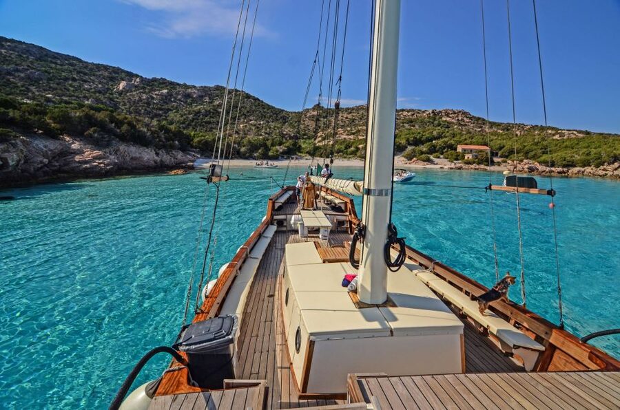From Palau or La Maddalena: Archipelago Sailing Ship Tour - Who should book this tour, and who should skip it