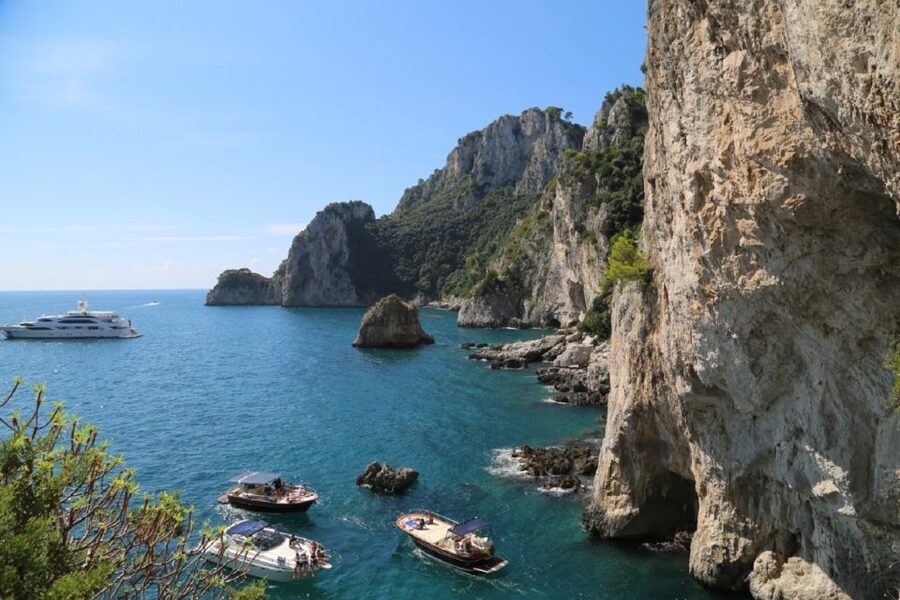 From Positano: Sorrento Coast & Capri Full-Day Trip by Boat - Food, drinks, and the limoncello tasting moment