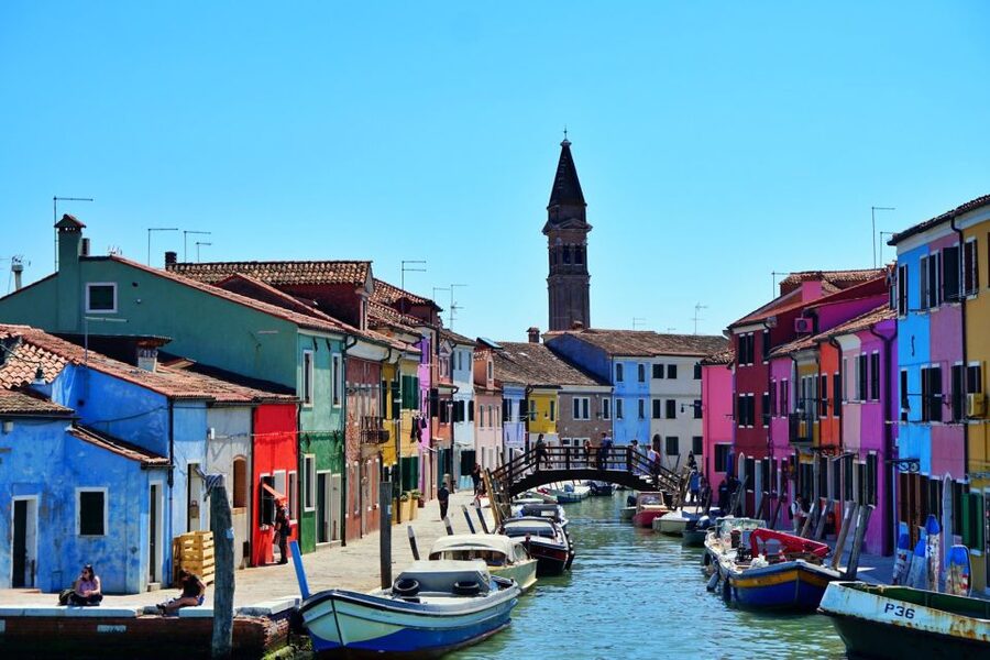 From Punta Sabbioni: Murano and Burano Islands Boat Tour - Burano’s colorful streets, lace culture, and photos in 75 minutes