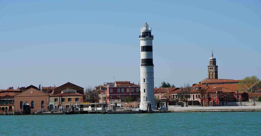 From Punta Sabbioni: Venice, Murano & Burano Guided Tour - From Punta Sabbioni Pier 5 to San Marco: how the day starts