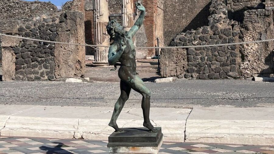 From Rome: Pompeii and Naples Day Trip by High-Speed Train - Pompeii Highlights: Plaster Casts, Death Poses, Shops, Baths, and Brothels