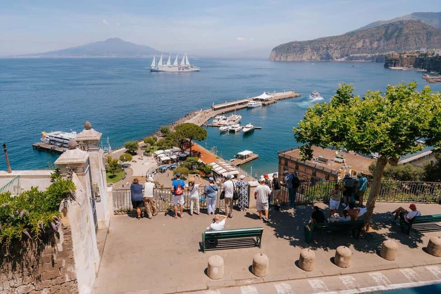 From Rome: Pompeii with Expert Guide & Amalfi Coast Day Trip - What you will see in Pompeii, beyond the big-name spots