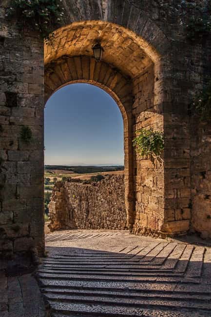 From Siena: Chianti and Castles Tour with Wine Tastings - Castellina in Chianti: Medieval Streets Before the Wine