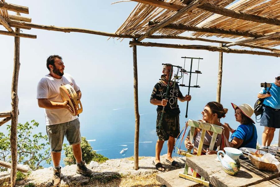 From Sorrento: Path of the Gods Guided Hike with Transfers - What to pack and how to prepare for real trail time