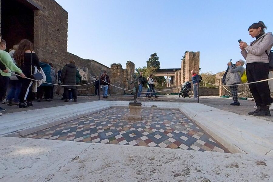 From Sorrento: Pompeii and Vesuvius Guided Tour with Lunch - Bus comfort and timing: the stuff that can make or break the experience
