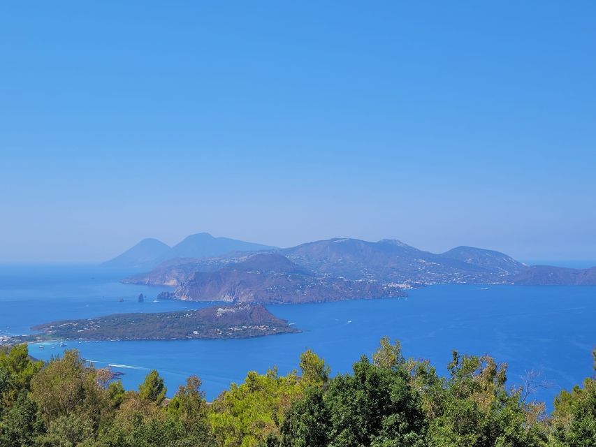 From Taormina: Lipari and Vulcano Mini Cruise Aeolian Tour - Vulcano: black beach time and how to use your 2 hours