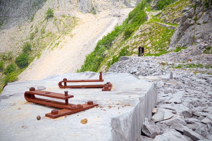 From Tuscany Carrara: Marble Quarries Tour by Jeep - Active Marble Quarries Up High: How Excavation Works