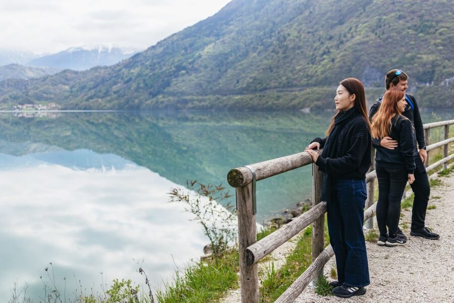 From Venice: Cortina and Dolomites Mountains Day Trip - Lake Misurina: Two Hours to Walk, Eat, and Choose Your View