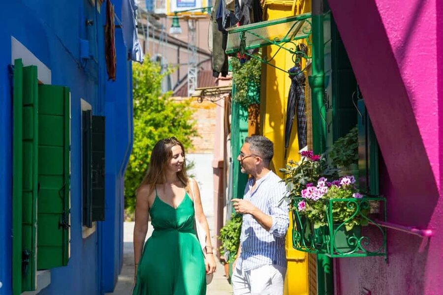 From Venice: Murano and Burano Half-Day Island Tour by Boat - Getting to the Boats in Venice Without Losing Your Mind