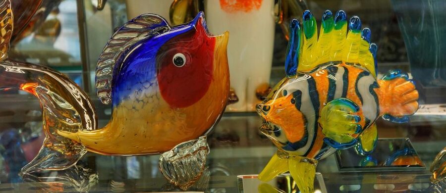 From Venice: Murano and Burano Private Tour with Transfer - Murano glass-blowing: what the demonstration really gives you