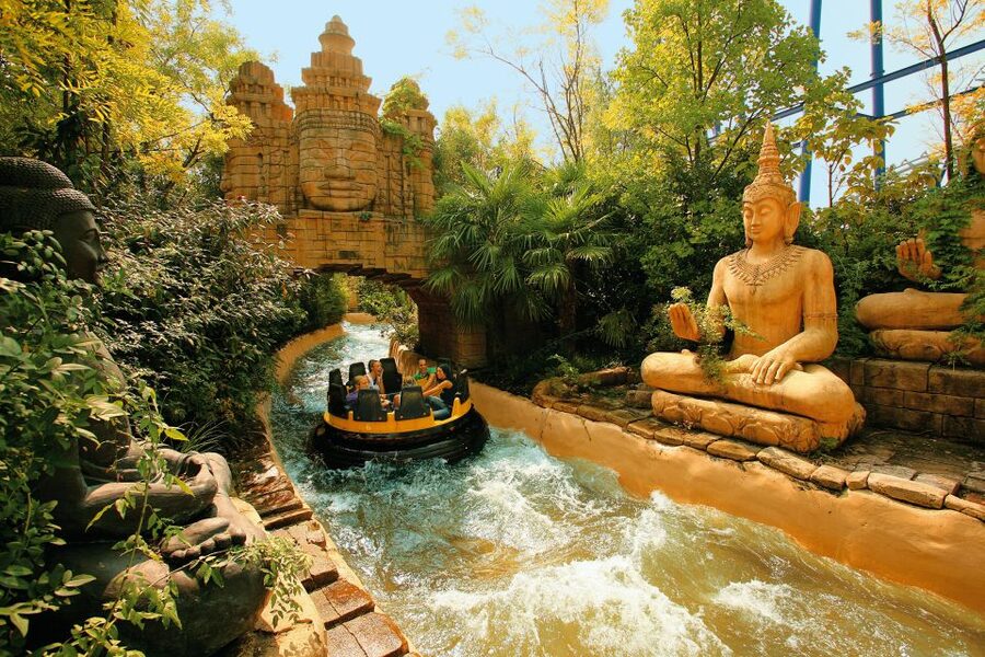Gardaland Park: Open Date Entry Ticket - Food and drinks: plan for cost and timing, not just hunger