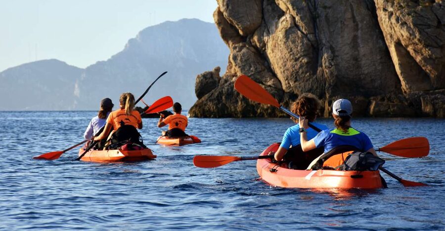Golfo Aranci: Kayak Tour with Dolphins and Aperitif - Why Golfo Aranci is a smart choice for dolphin kayaking