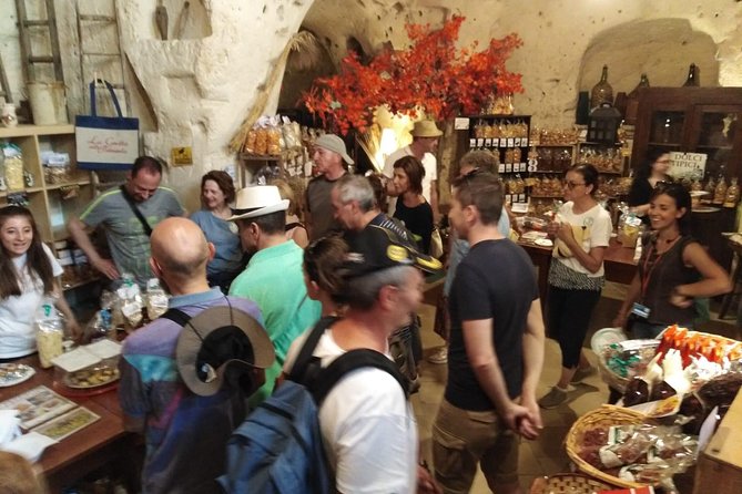 Guided Tour of Matera Sassi - Group size, hearing, and pacing: what to expect on busy days