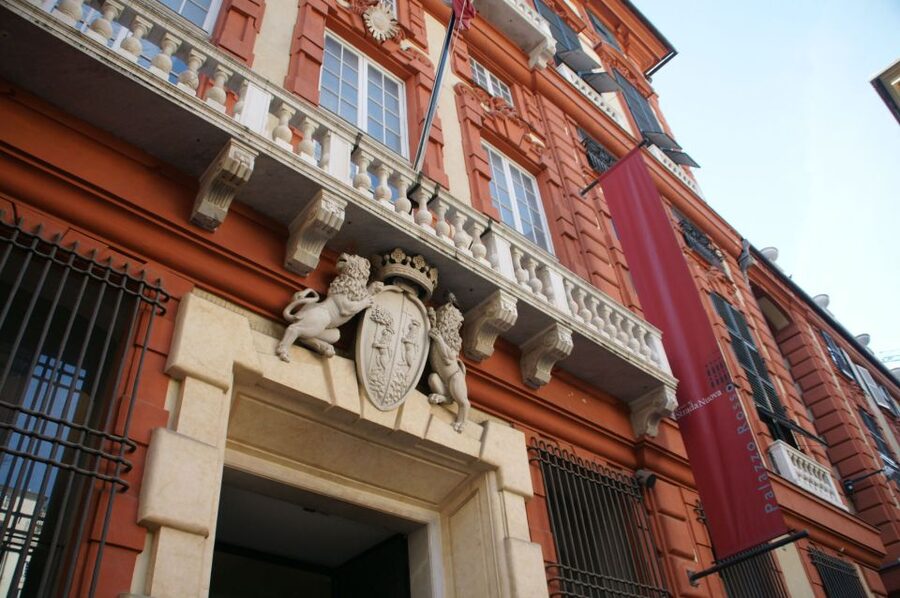 Guided Tour of Rolli Palaces UNESCO Site, Genoa - Bilingual guides in practice: what to expect with English and Italian