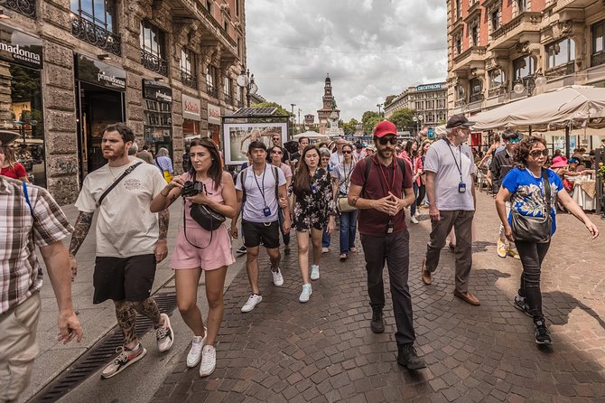 Historic Milan Tour with Skip-the-Line Last Supper Ticket - Piazza del Duomo: outside views that still give you the Milan feeling