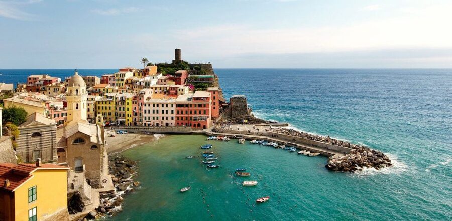 La Spezia: Cinque Terre and Portovenere Full-Day Boat Tour - Why Cinque Terre looks better from a boat than from the train