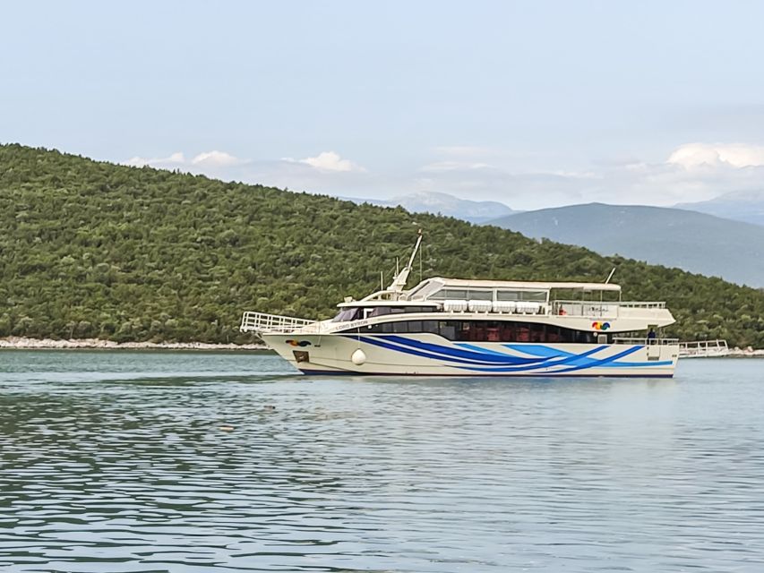 La Spezia: Cinque Terre Tour by Boat - La Spezia Launch Point: Where Lord Byron Leaves From Molo Italia