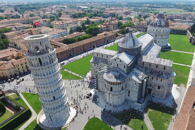 Livorno Shore Excursion: Pisa & Florence in One Day - Your Group Size and Who You’ll Hear on the Road