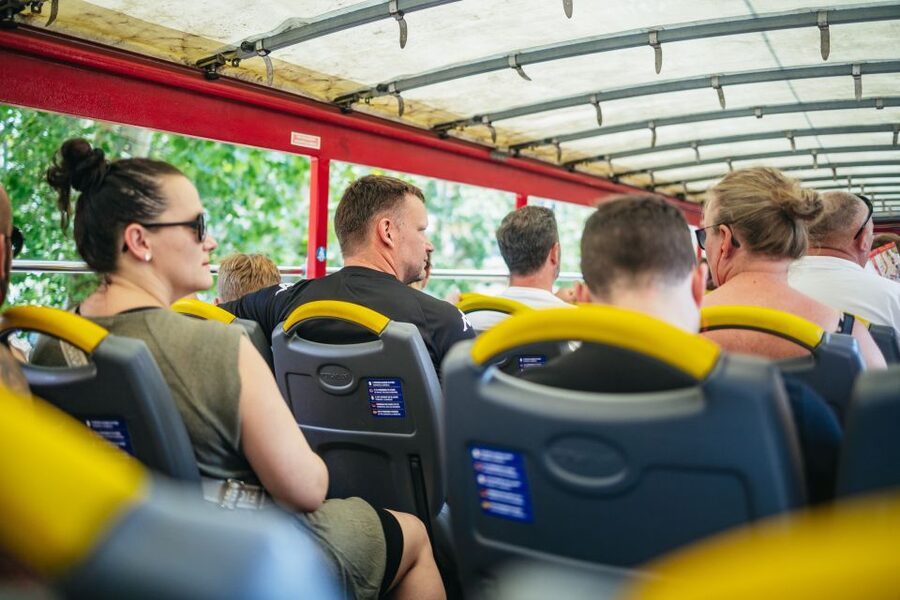 Milan: City Sightseeing Hop-On Hop-Off Bus with Audio Guide - Stop-by-stop priorities: what to target on your first rides