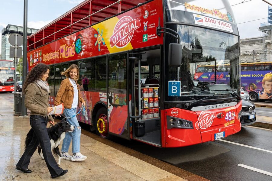 Milan: City Sightseeing Hop-On Hop-Off Bus with Audio Guide - Practical logistics: meeting points, transfers, and seat choices